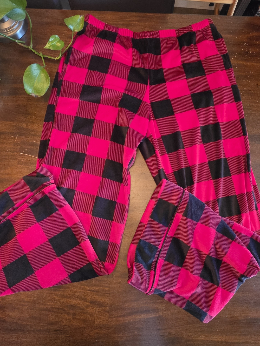 Joyspun Red & Black Buffalo Plaid Fleece Pajama Pants - Women's Size M
